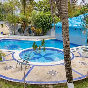 Oyo Marias,aeropuerto Internacional De 3*, Chetumal Mexico